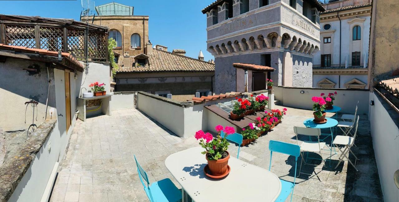 Lookout Millina Tower In Navona Holiday home Rome