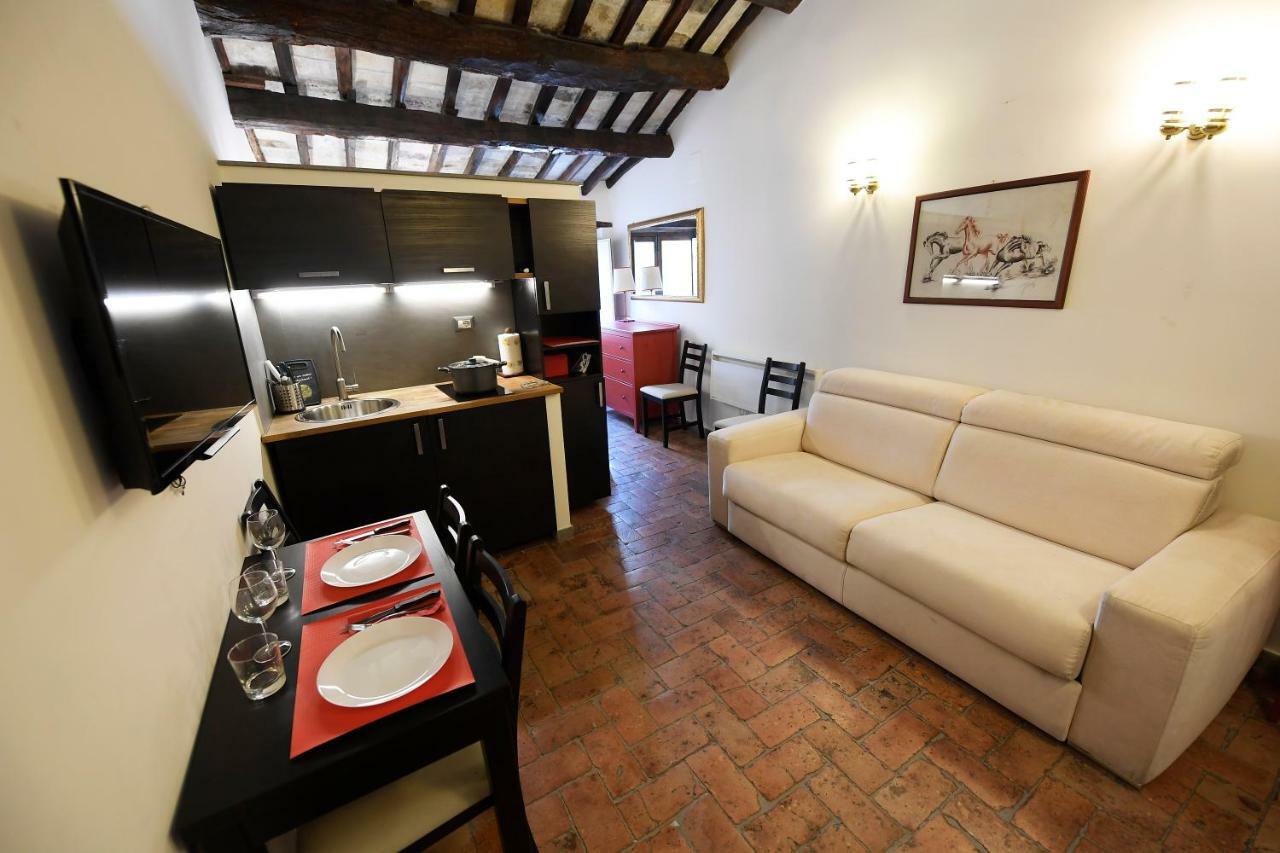 Apartment - Campo De' Fiori