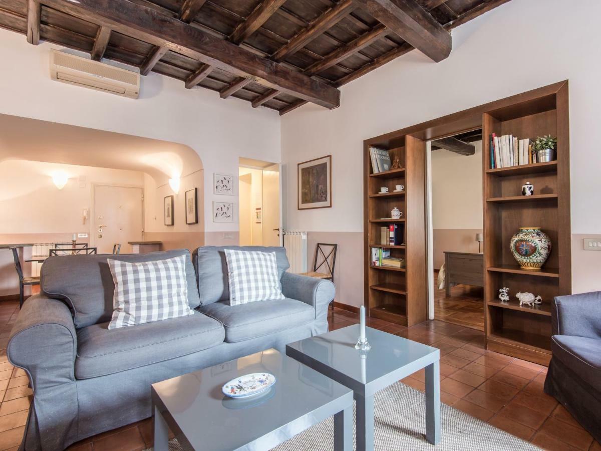 Rsh Via Giulia Apartment