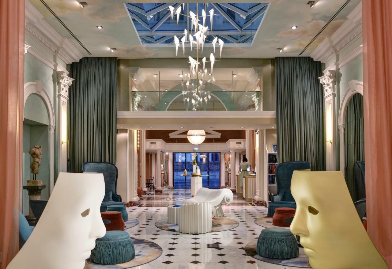 Leon's Place Hotel 4*