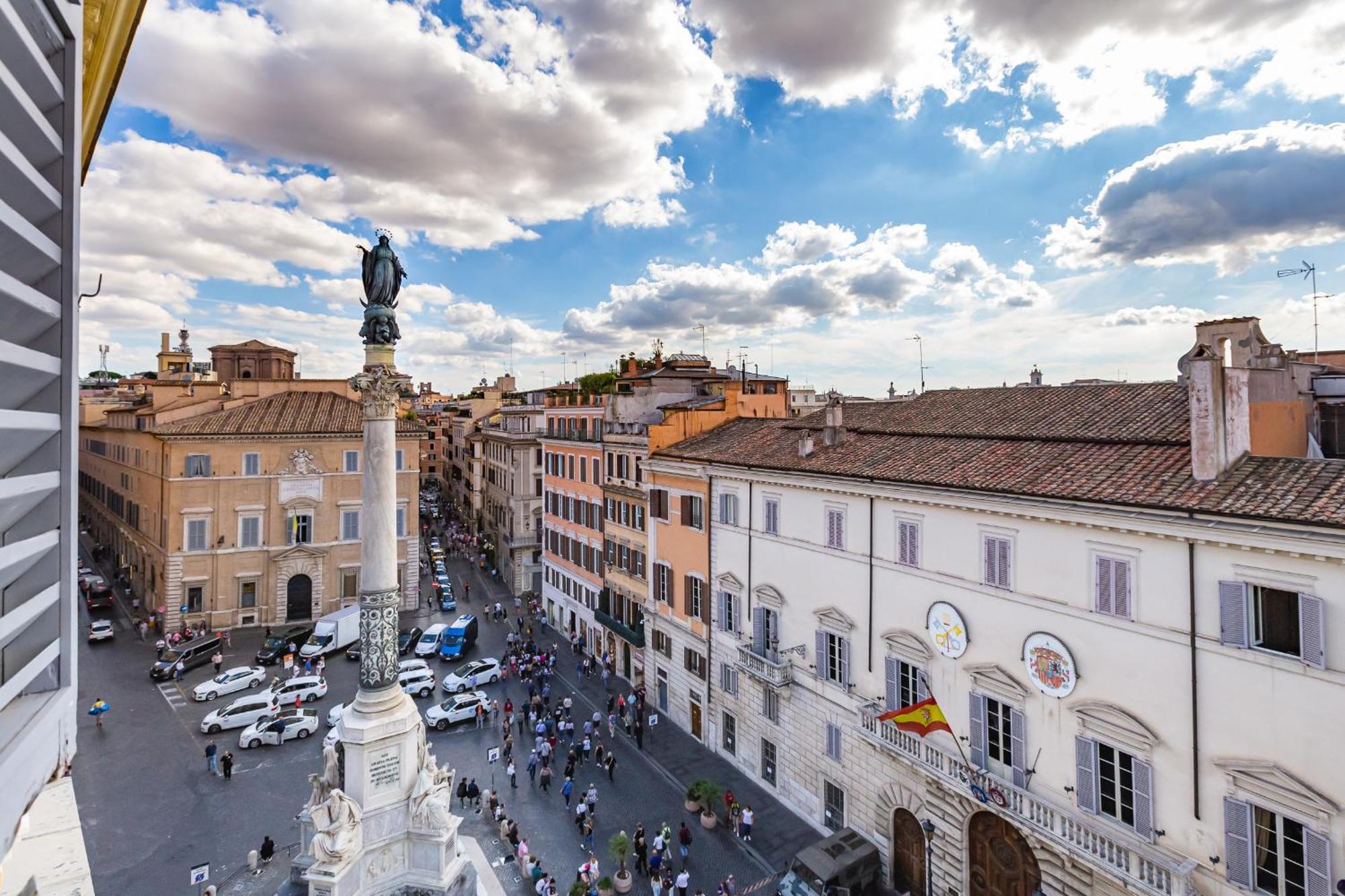 Spanish Steps Exclusive Apartment