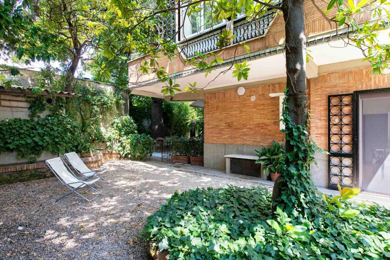 Apartment Vatican 307