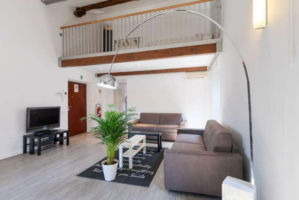 Attico Al Colosseo Con Vista Apartment Rome