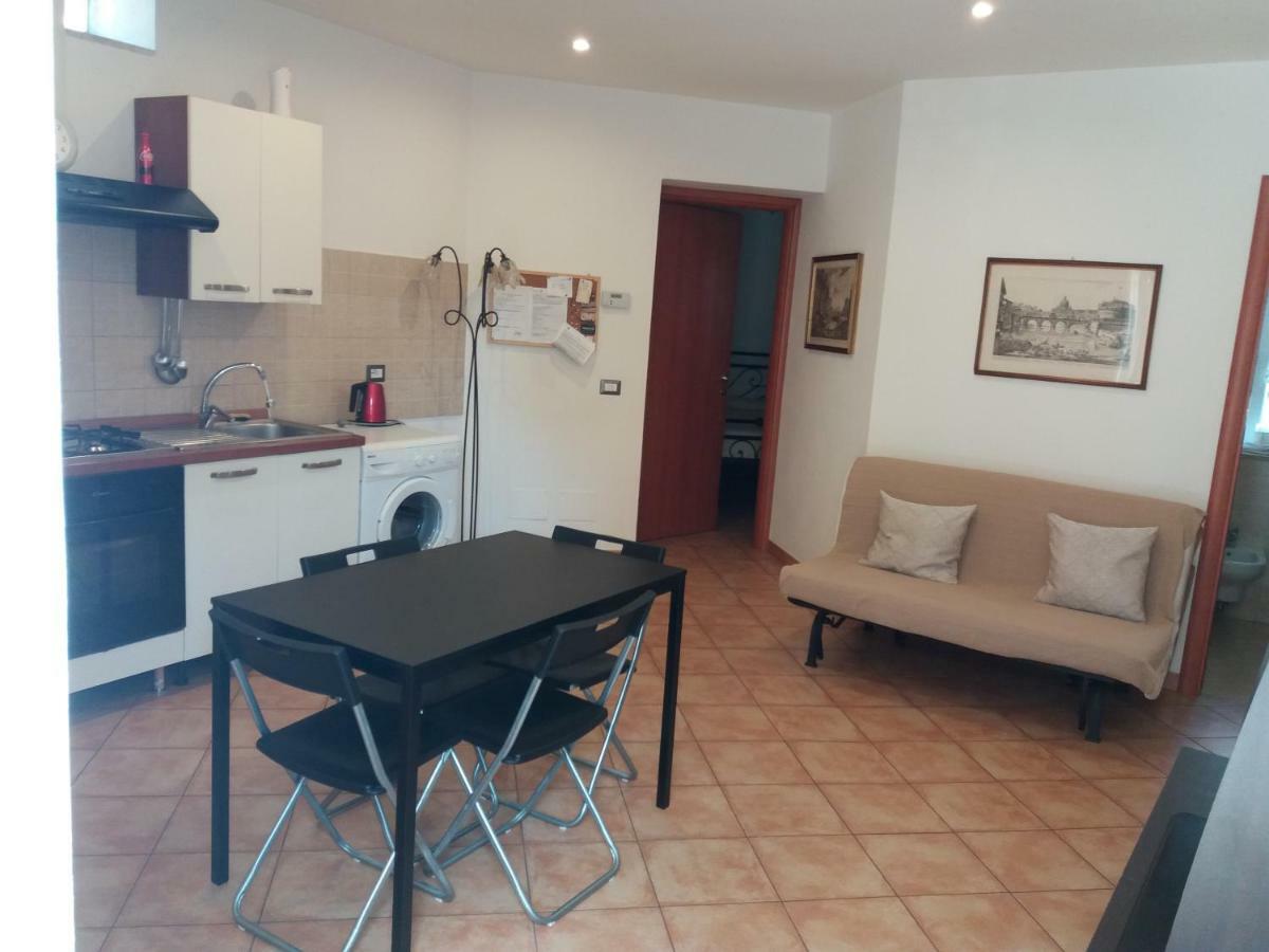 B&B Glicini Bed & Breakfast Rome