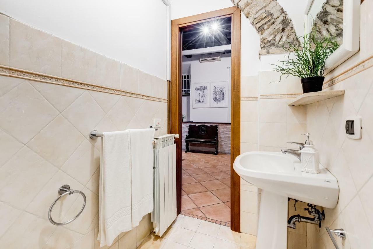 Loveromeapartments Campo De Fiori, Vatican Apartment