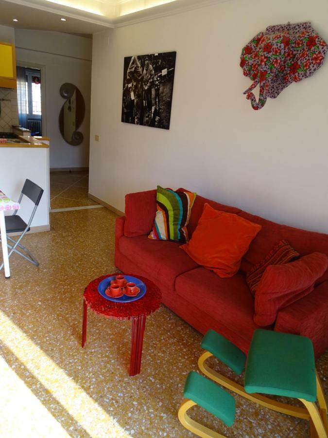 Apartment Casa Valeria Metro B1 Rome