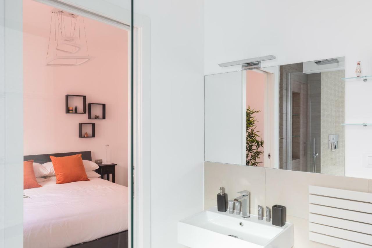 Amoretti Apartment, 6 Persone, 3 Camere, 2 Bagni, Balcone, Wi-fi, Metro B Monti Tiburtini * Rome