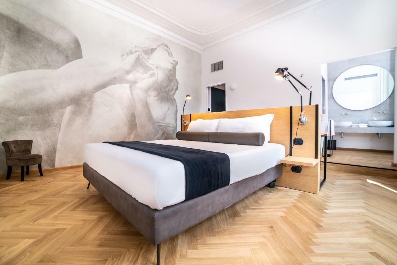 Youroom Abruzzi Guest house Rome