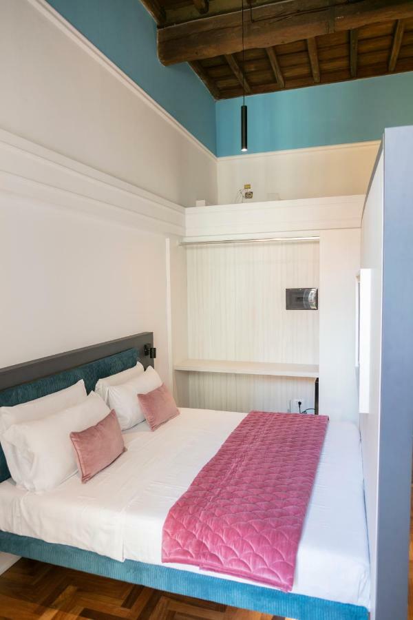 Hadrianus Temple - The Venue Collection Guest house Rome