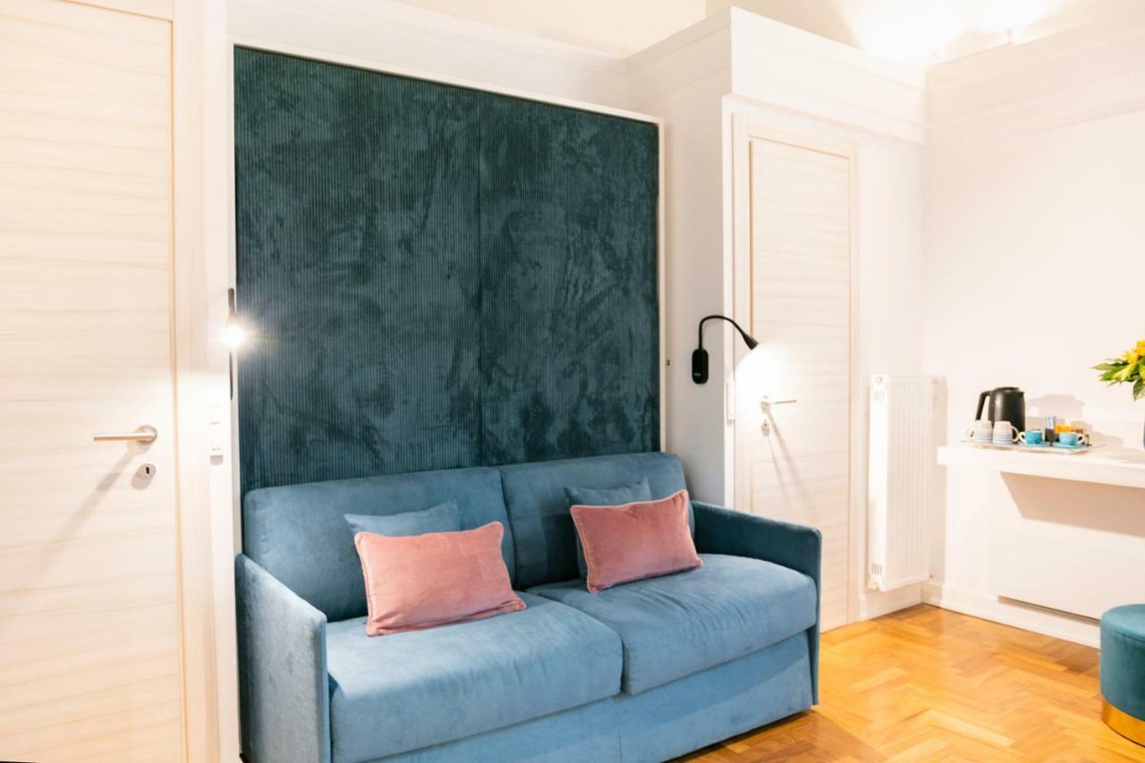 Hadrianus Temple - The Venue Collection Guest house Rome