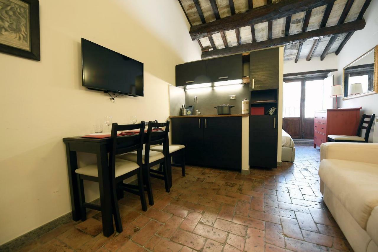 Apartment - Campo De' Fiori *
