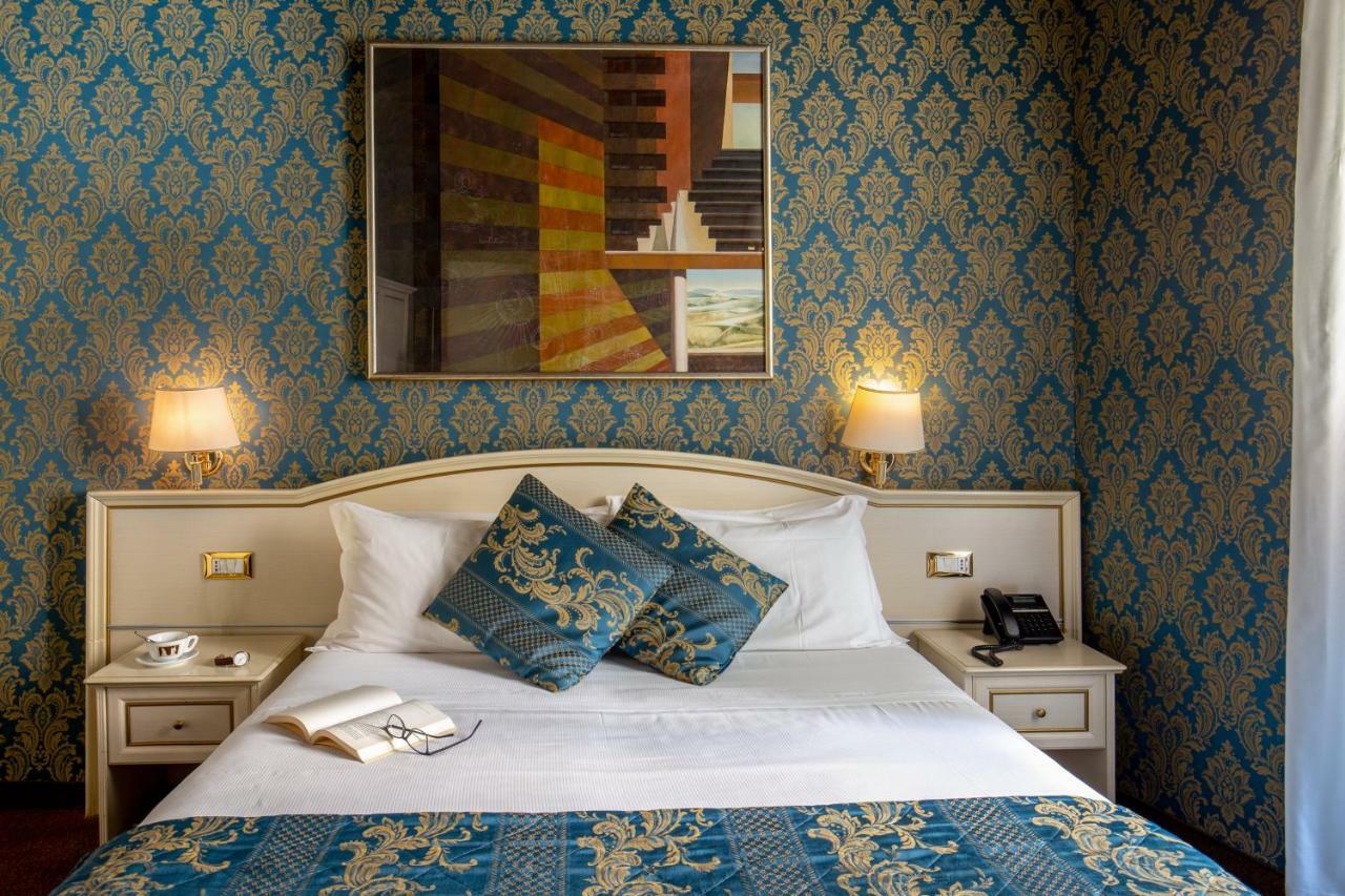 Residenza Canova Tadolini - Guest house