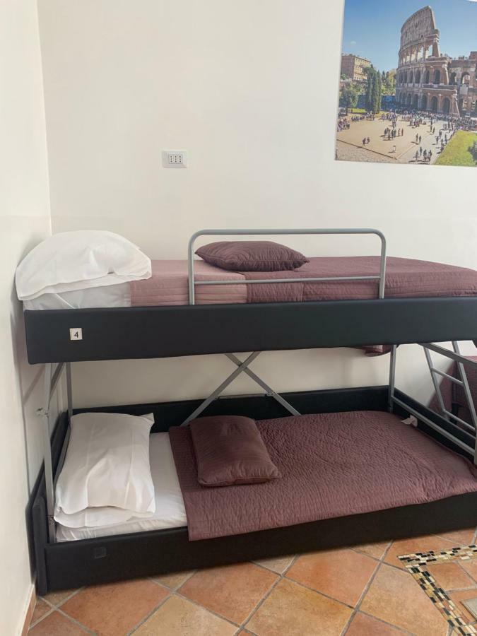 Hostel Zidan *