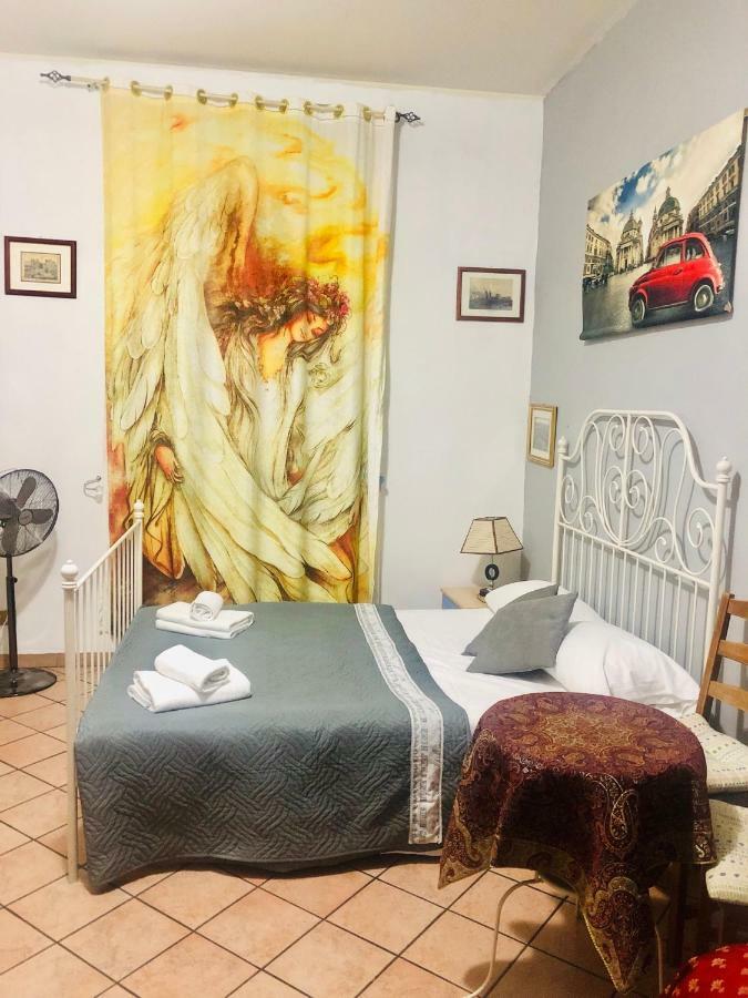Parisa Guest house