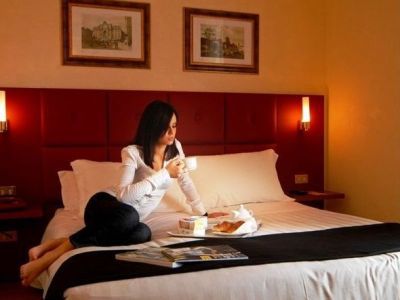 Hotel Western Astrid 3*