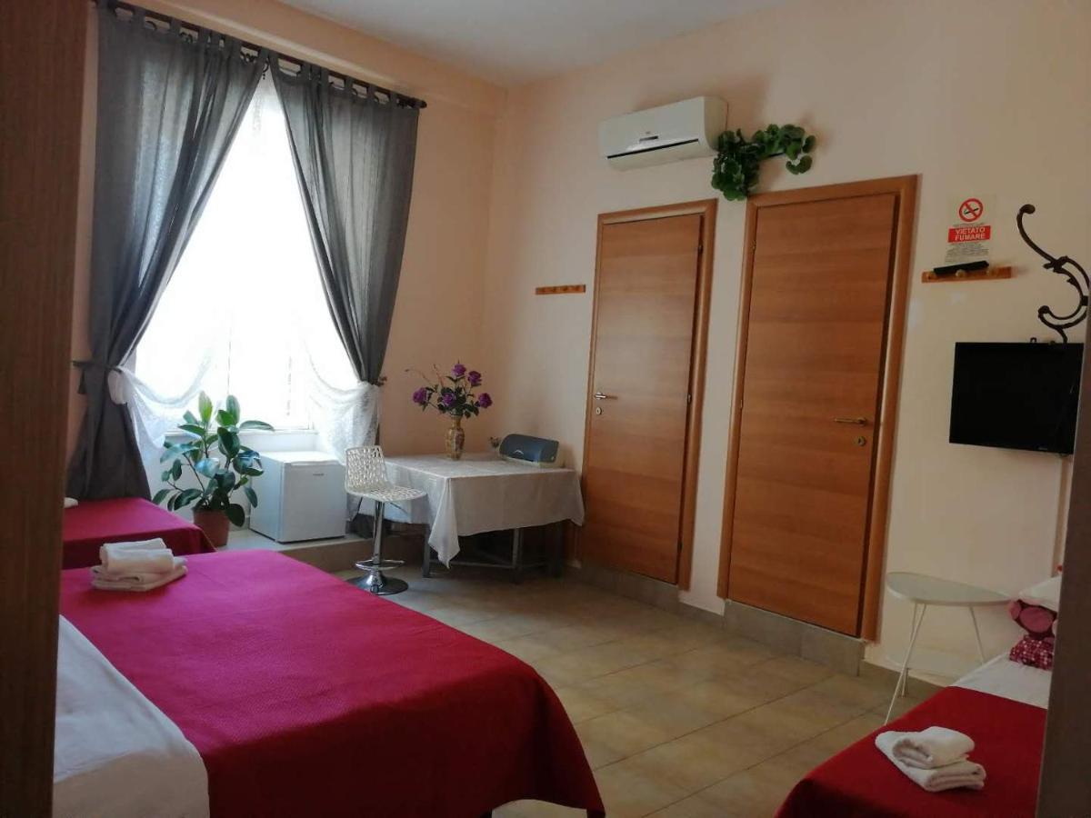 Liayi Family Hotel（李阿姨家庭旅馆） Bed & Breakfast