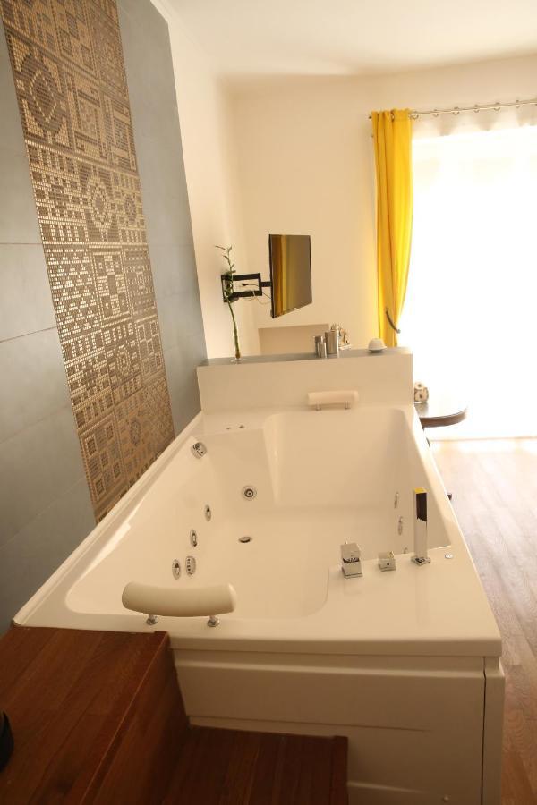 Unique Luxury And * Rome
