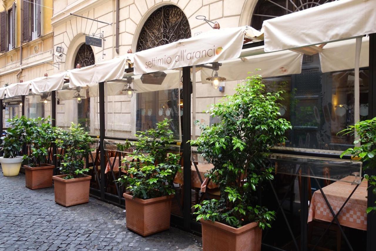 Appartamento Borghese 42 *