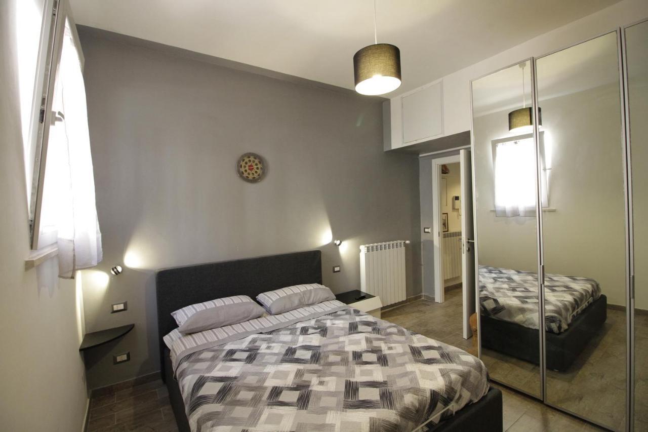 Retro Art House Apartment