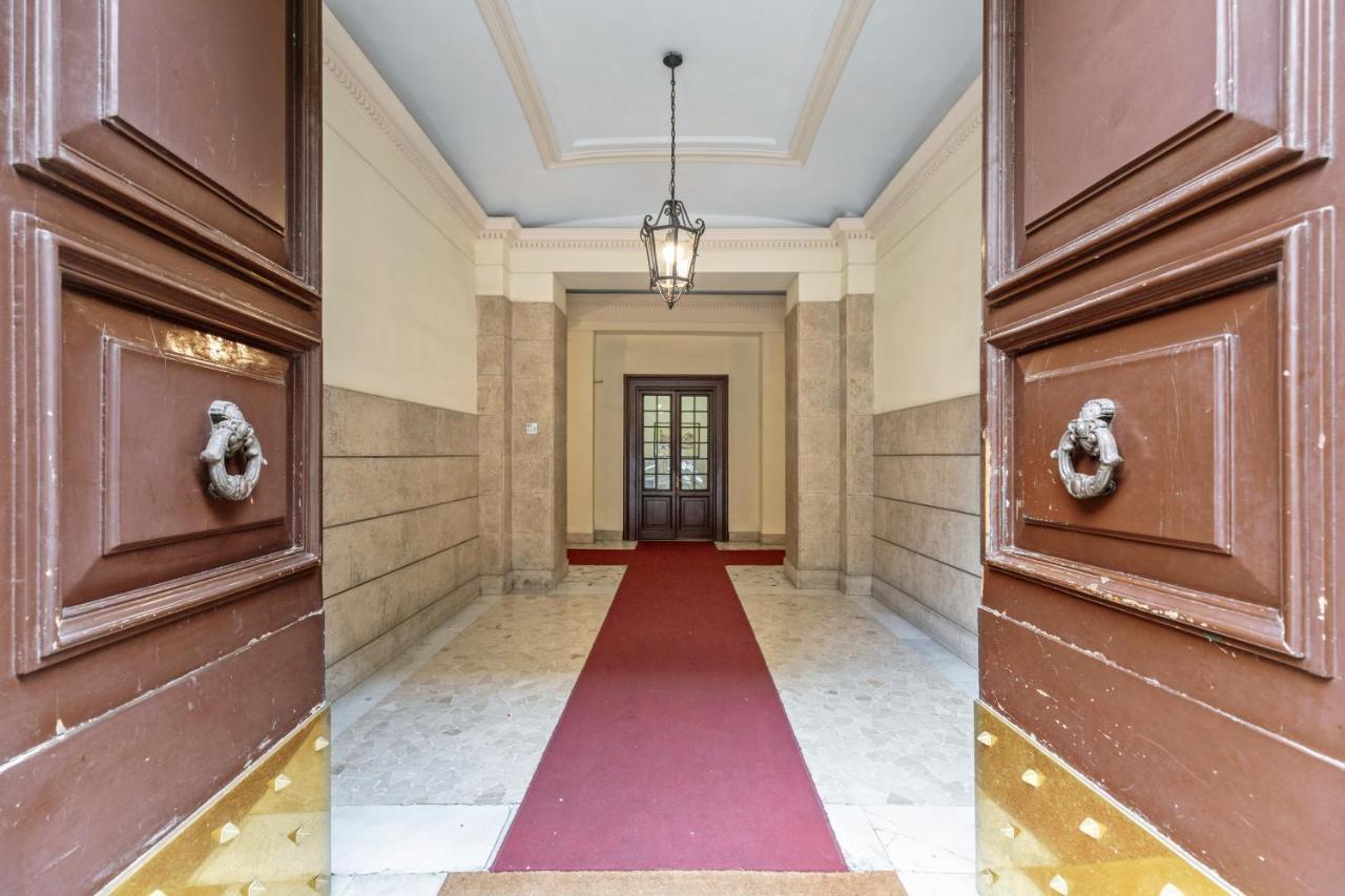 Buzzstays - Stylish Vatican Downtown Apartment Rome