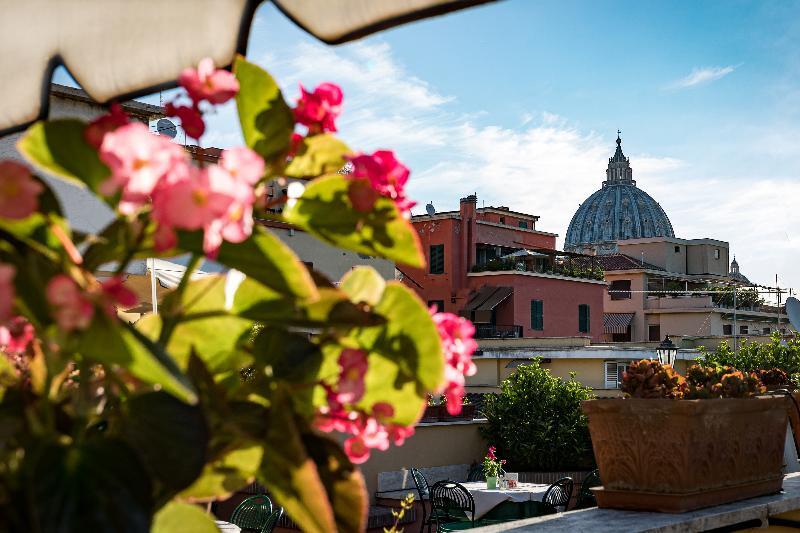 Aurelia San Pietro Hotel