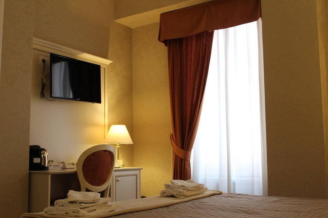 Guest house Domus Bocca Di Leone 3*
