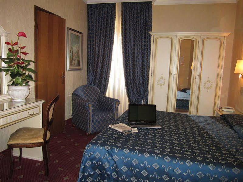 Leonardi Fiamma 3* Roma