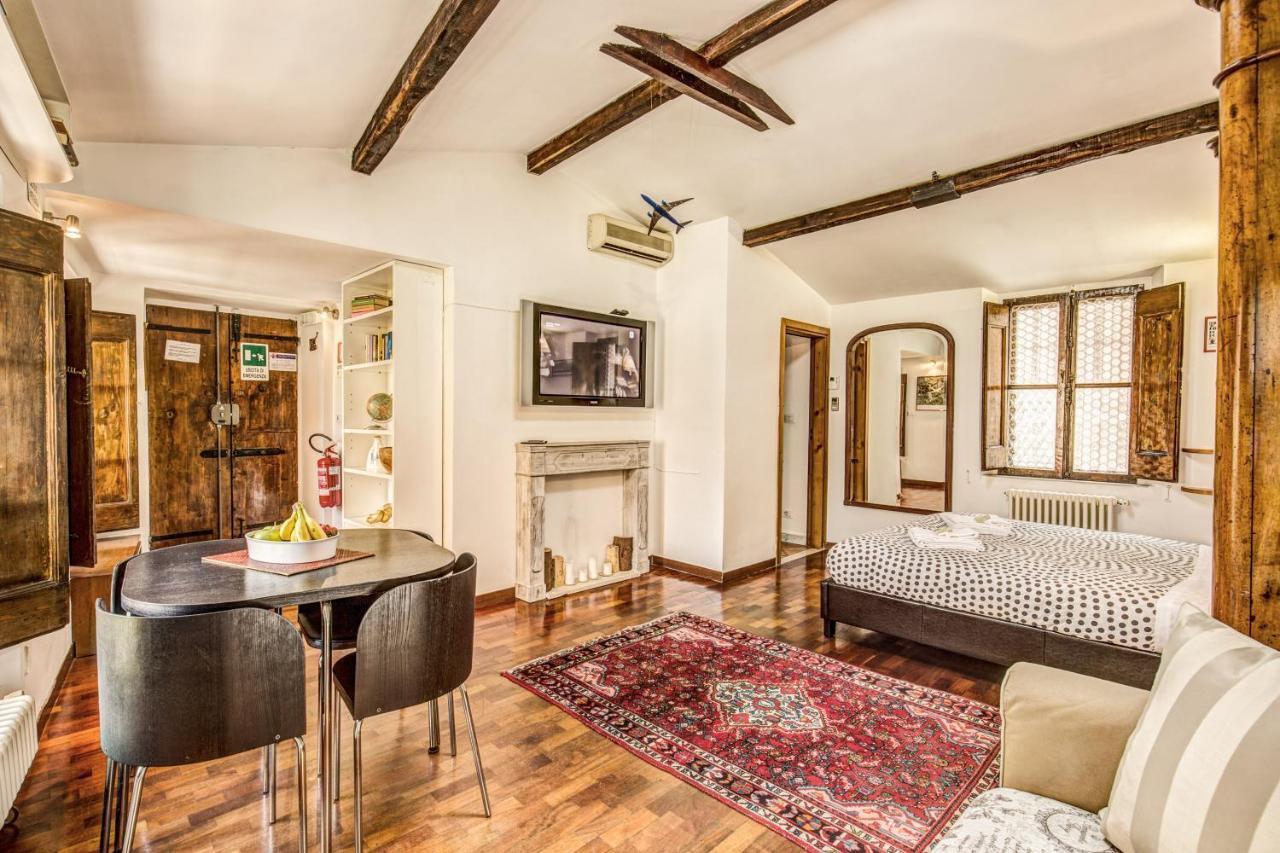 Homehouse Garofano - Rione Monti - Colosseum *