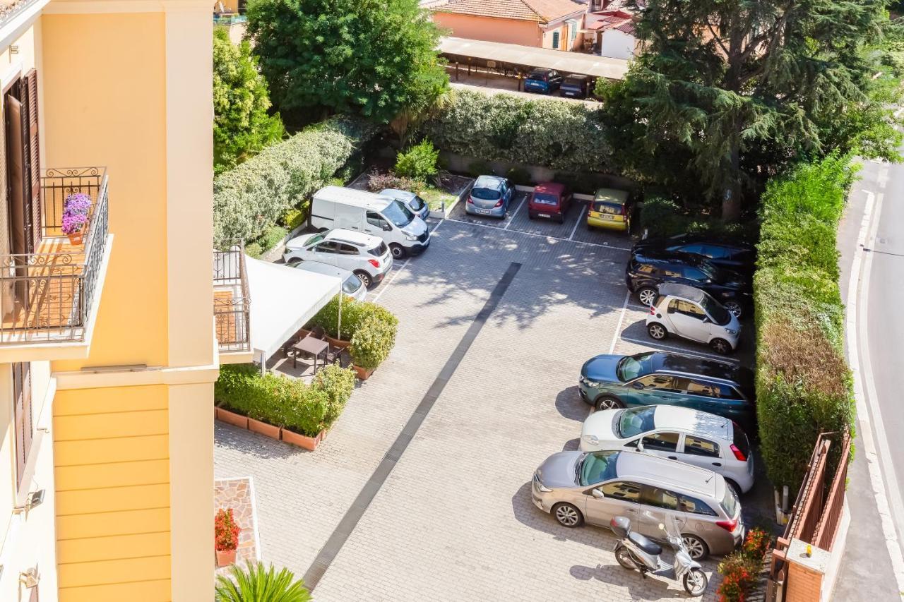 Hotel Romoli Rome