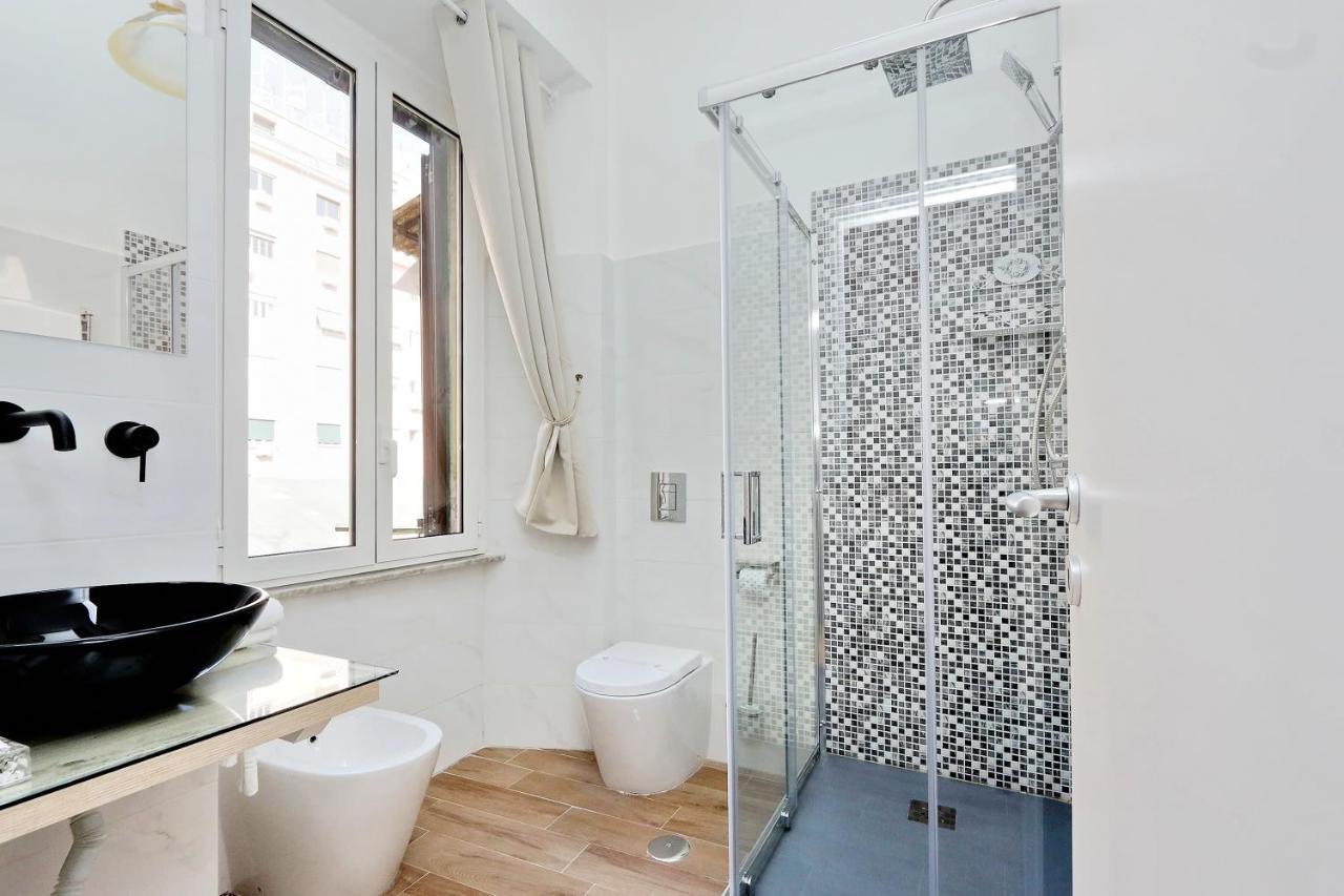 Deluxe And Chilling Jacuzzi Guest house Rome