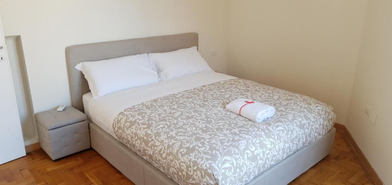 Aparts Apartment *