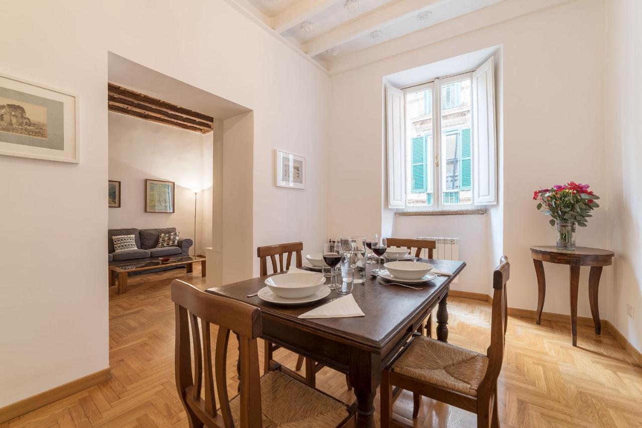 Appartamento A Peaceful Retreat 2 Minutes From Piazza Navona - Fromhometorome