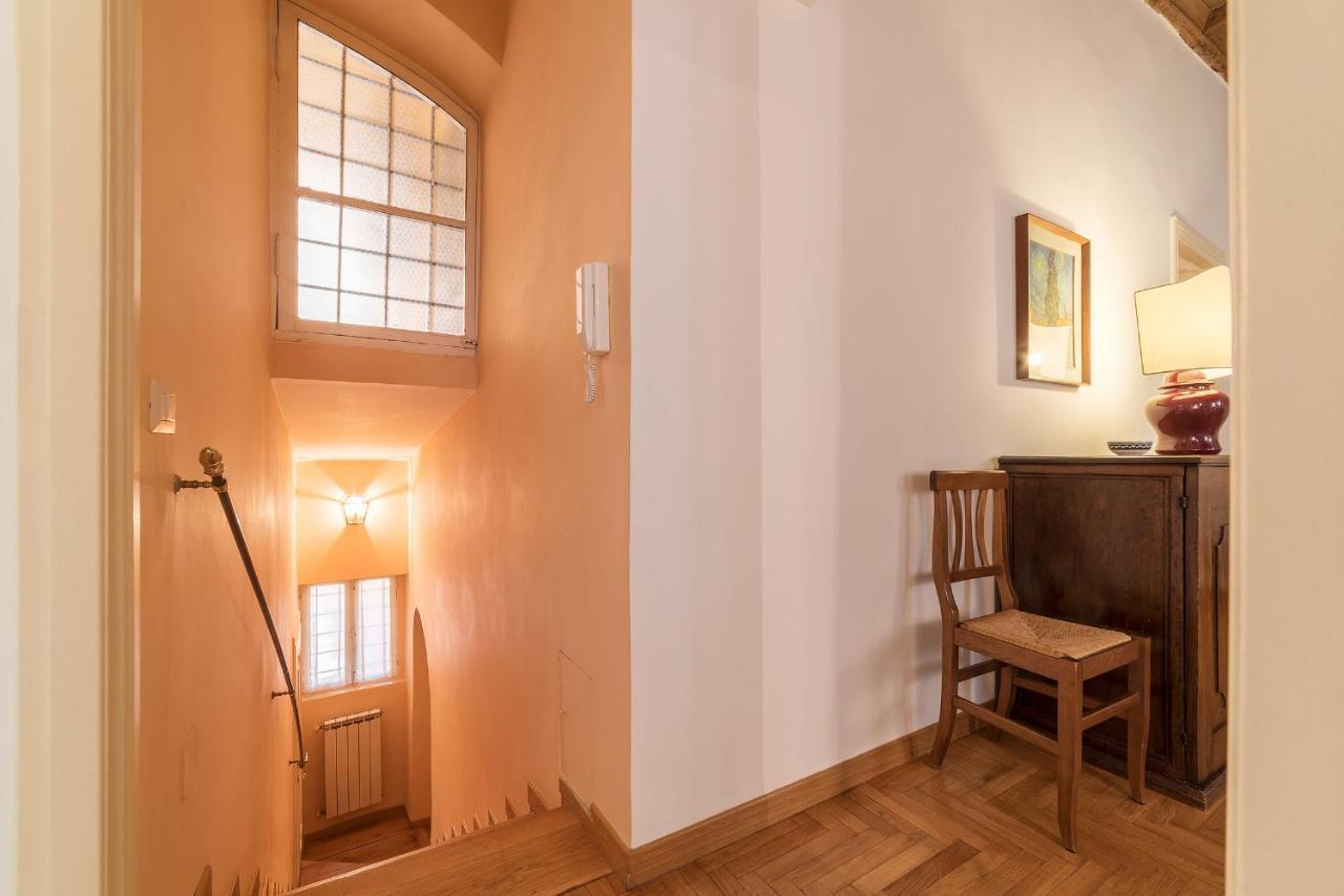 Appartamento A Peaceful Retreat 2 Minutes From Piazza Navona - Fromhometorome *