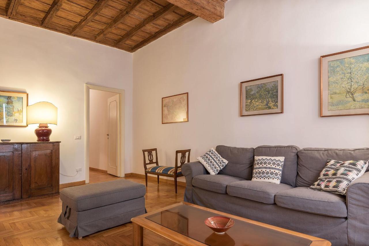 Appartamento A Peaceful Retreat 2 Minutes From Piazza Navona - Fromhometorome