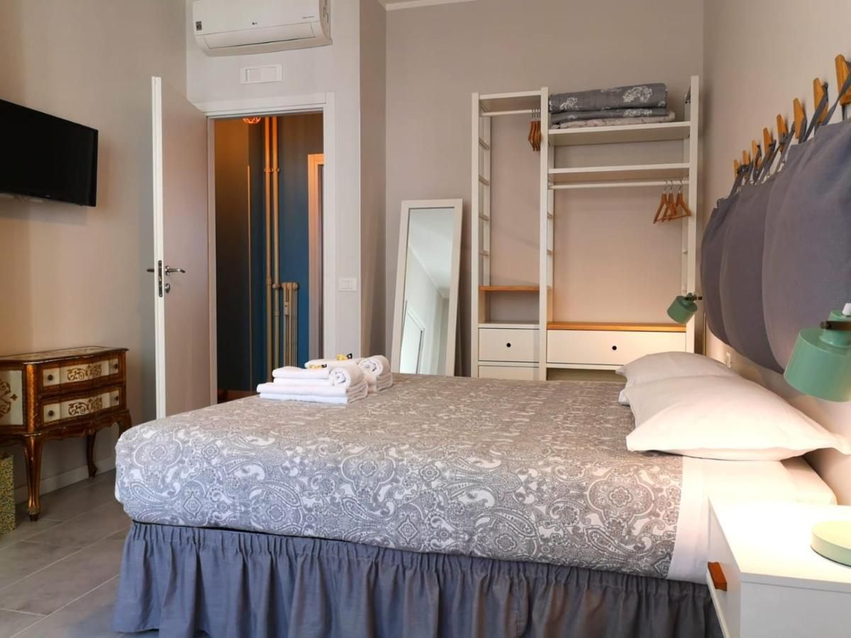 Interno Otto *