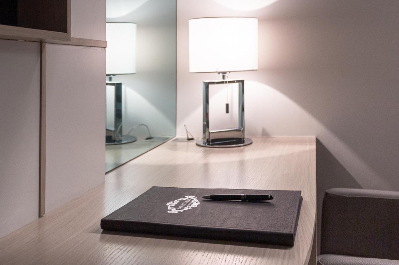 Harry's Bar Trevi Luxury - Modelli Guest house Rome