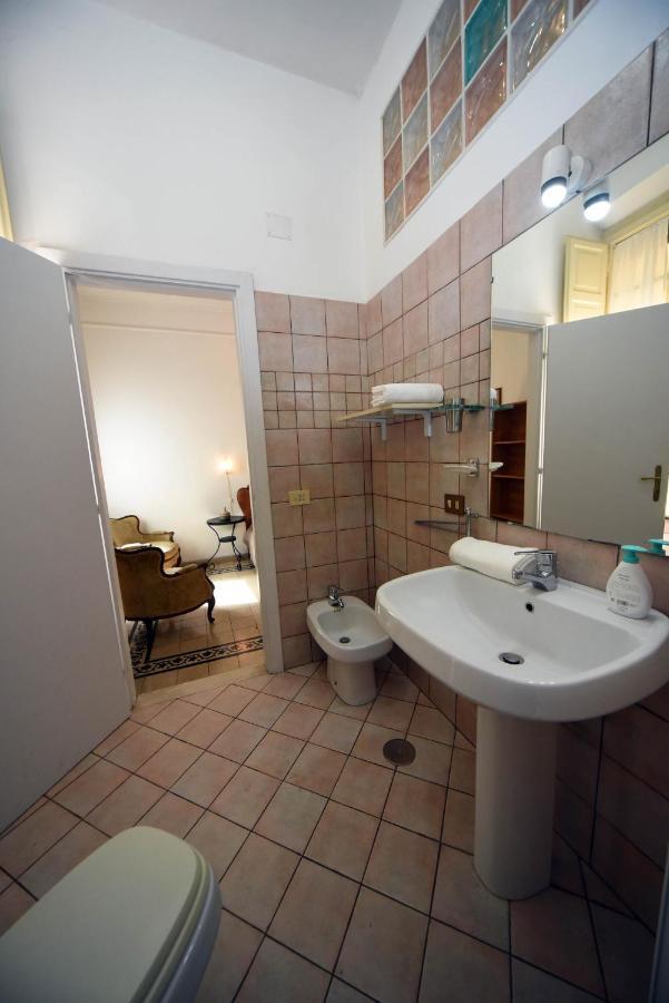 Con 3 Da Letto E 2 Bagni Vicino Al Vaticano * Rome