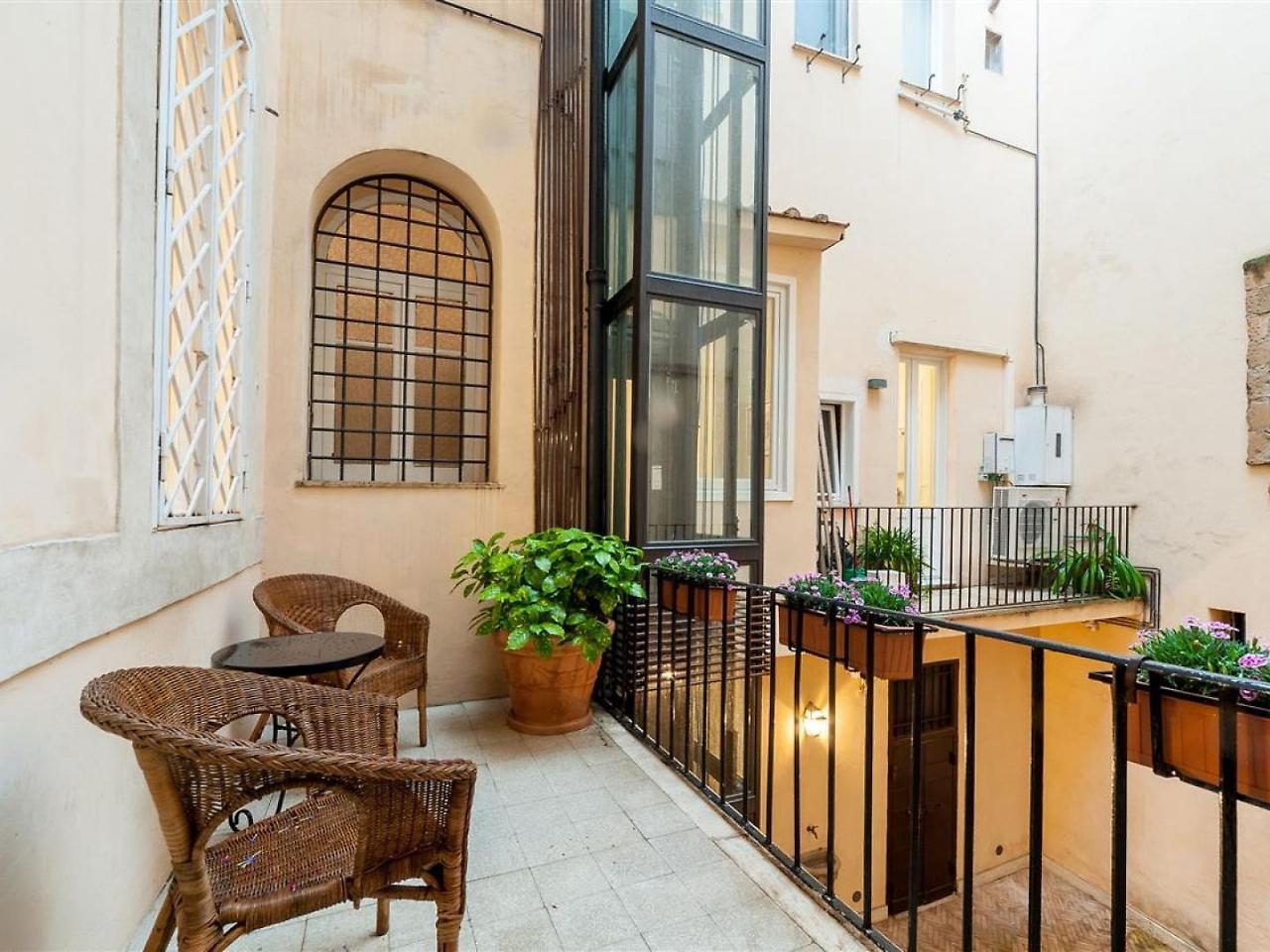 In - Bramante Luxury Rome