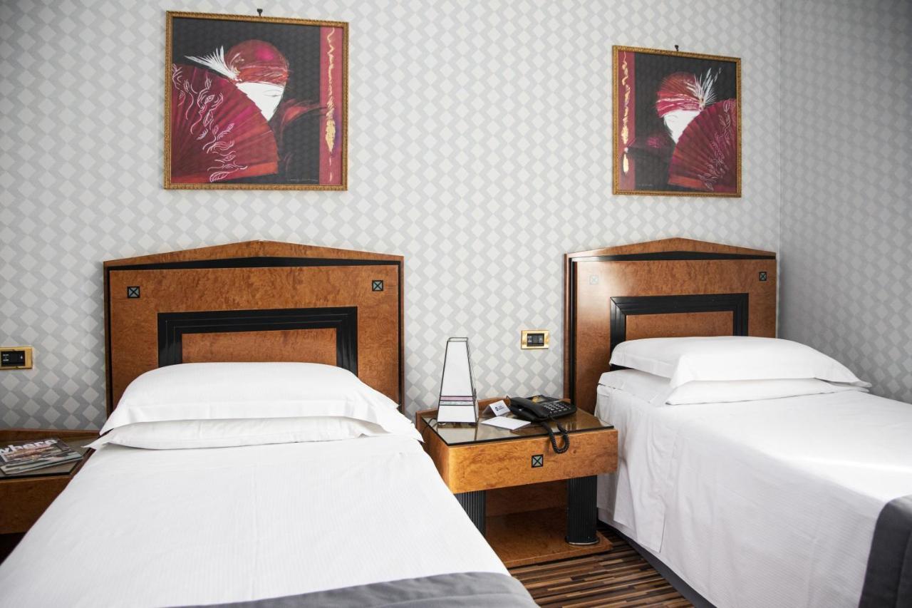 Western Artdeco 4* Rome