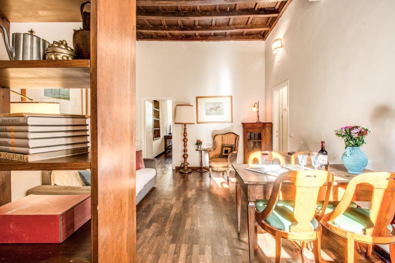 Borgo Pio Passetto Papale Rome
