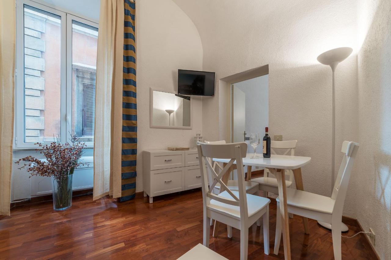 Cs Piazza Venezia Apartment *