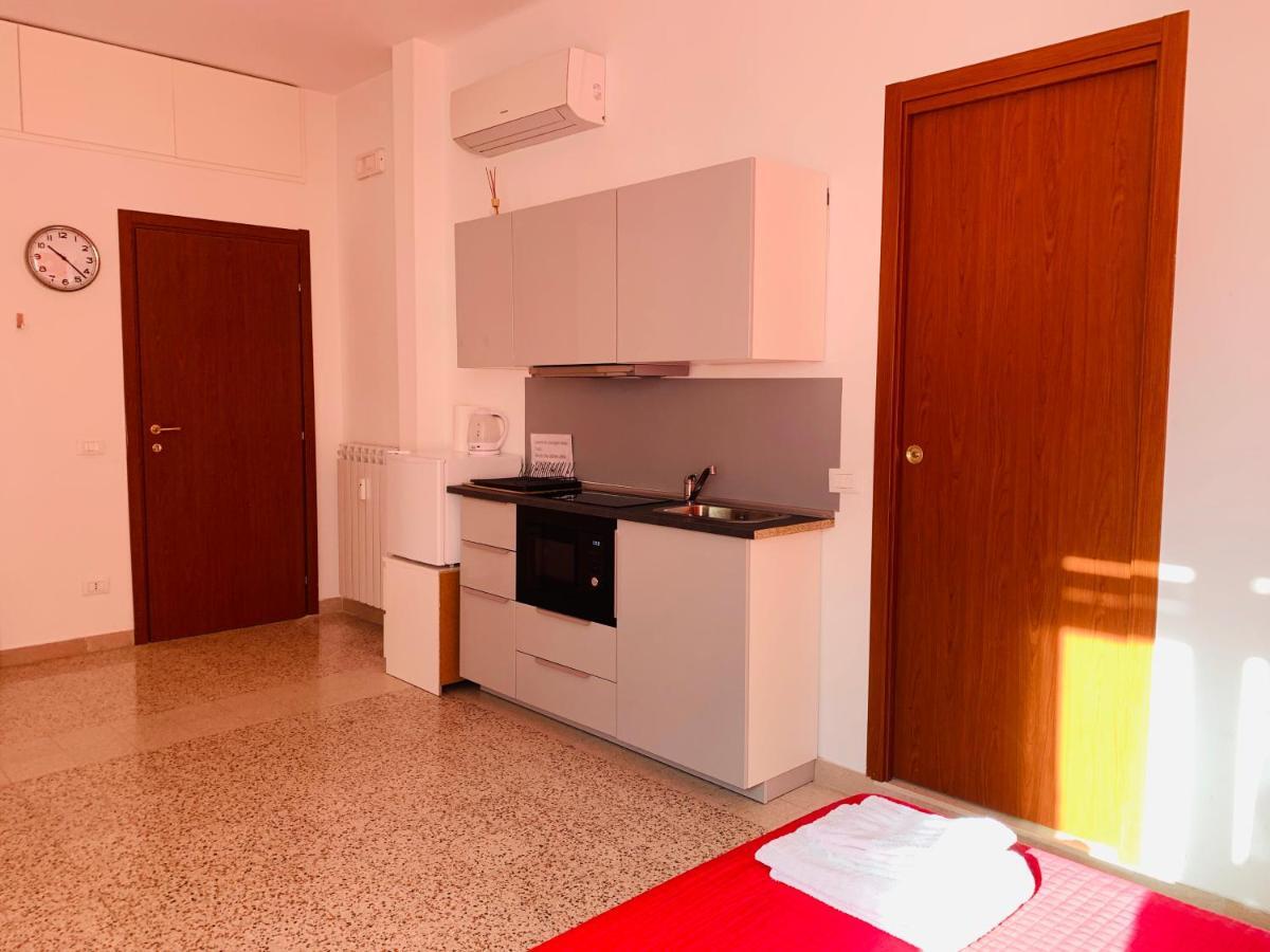 Holiday home Romaholiday Casa Vacanze *
