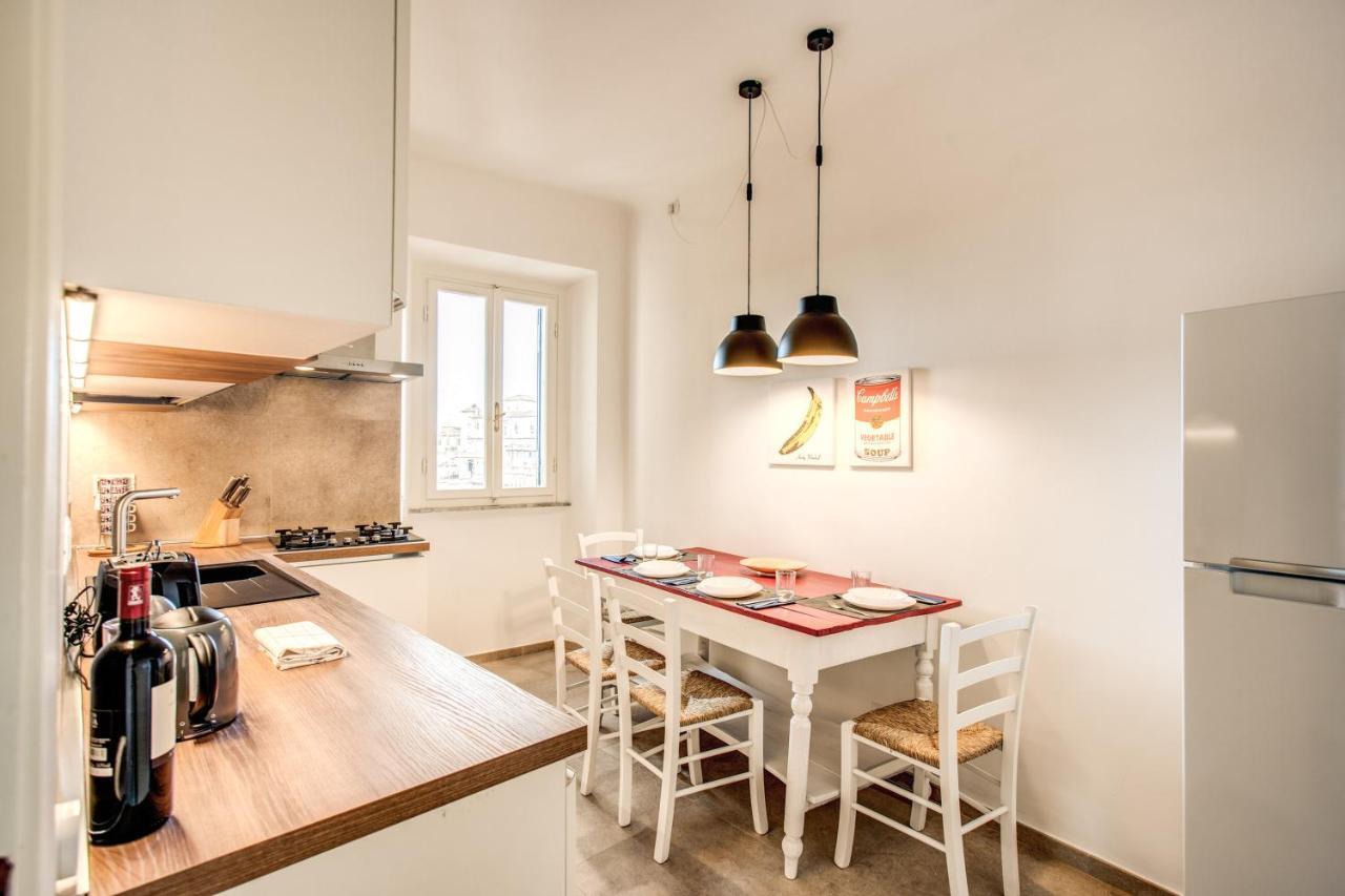 Cavour Attic With Terrace Apartment