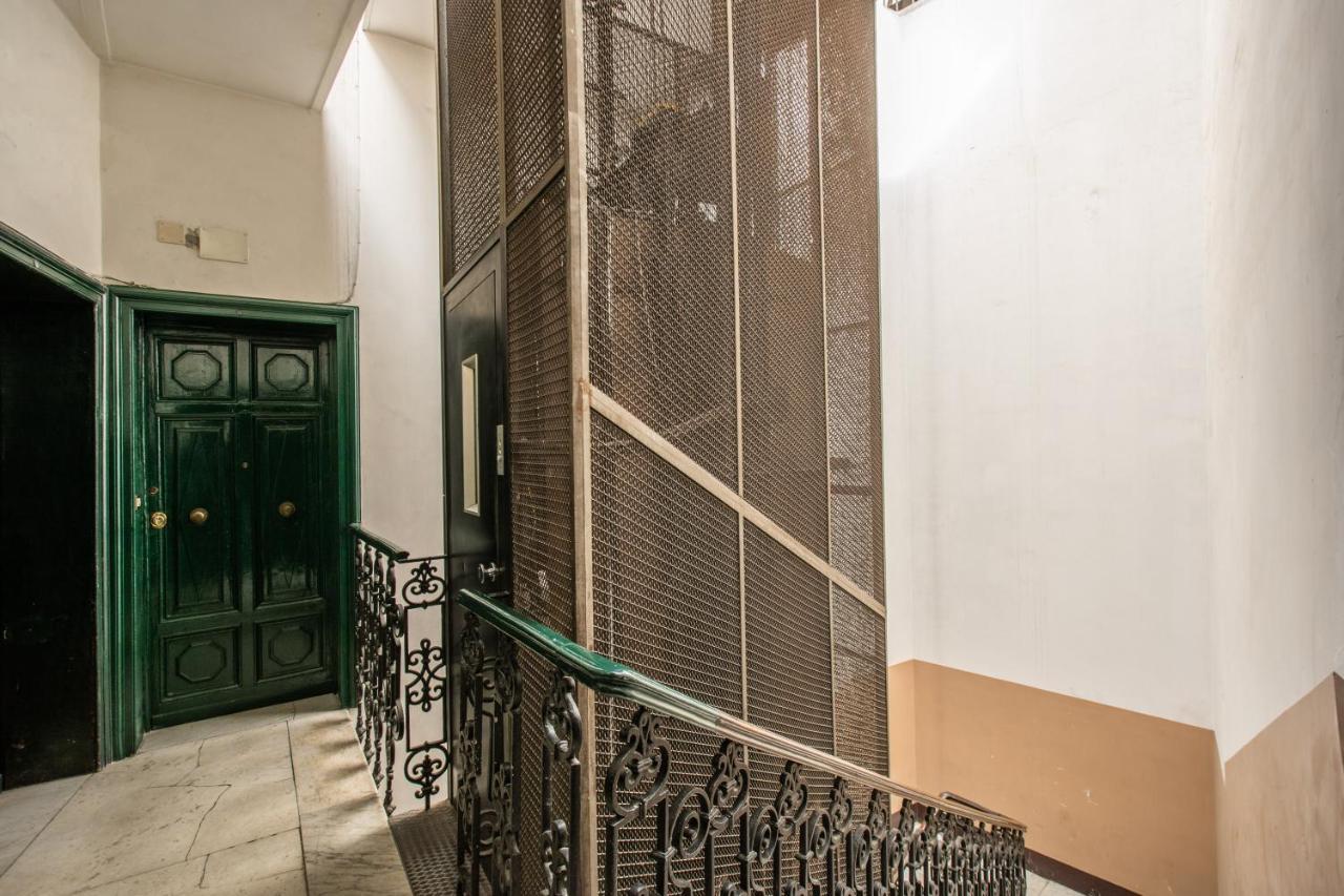 Apartment Cavour Attic With Terrace Rome