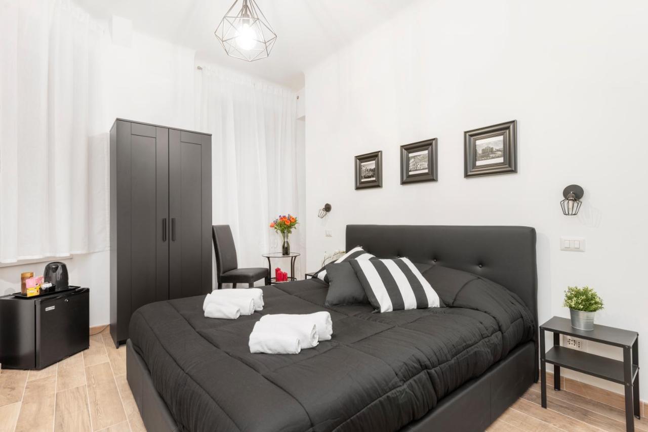 Black Colosseo Guest house