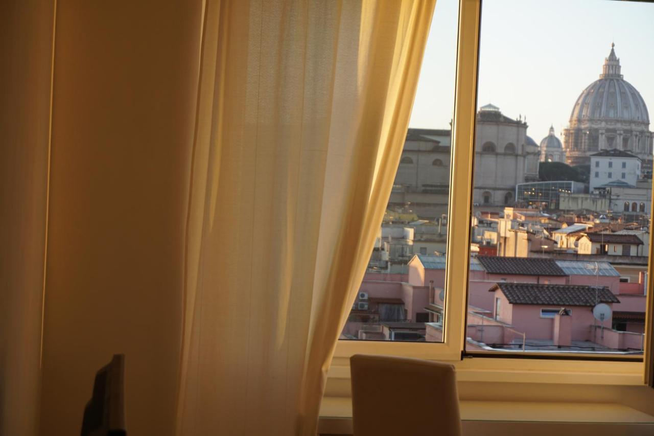 Apartment Panoramic View Of St. Peter Rome