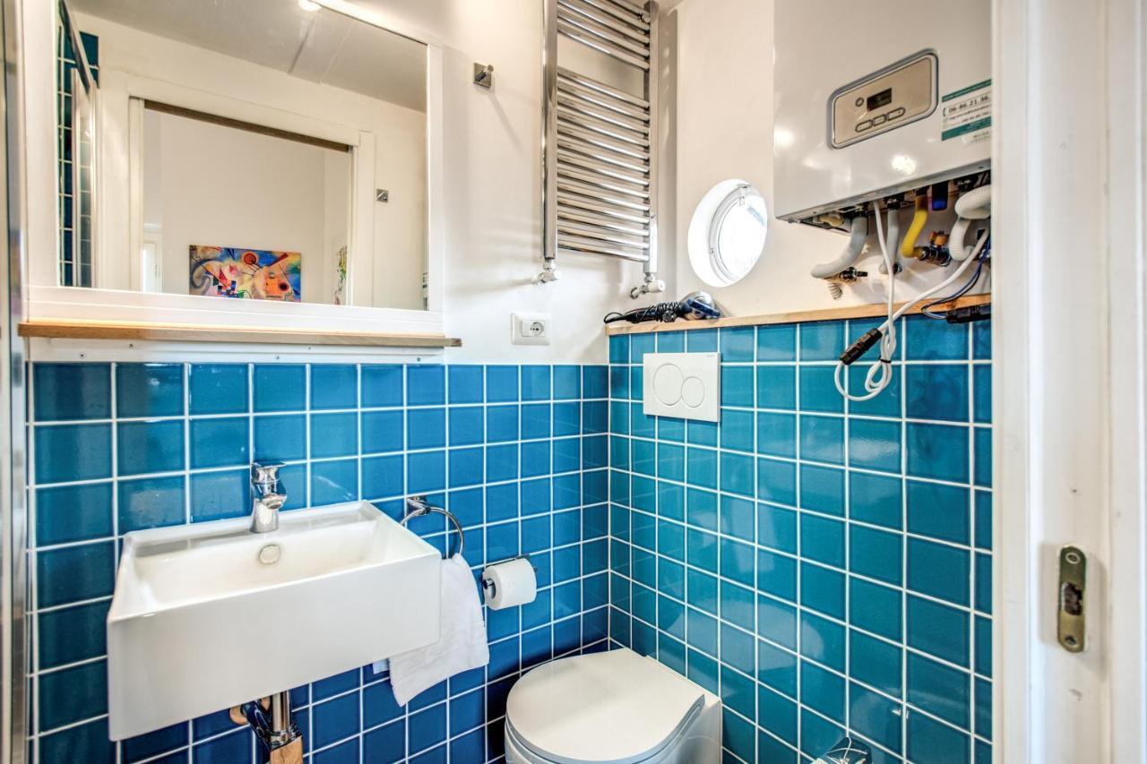 Apartment Cavour Attic With Terrace