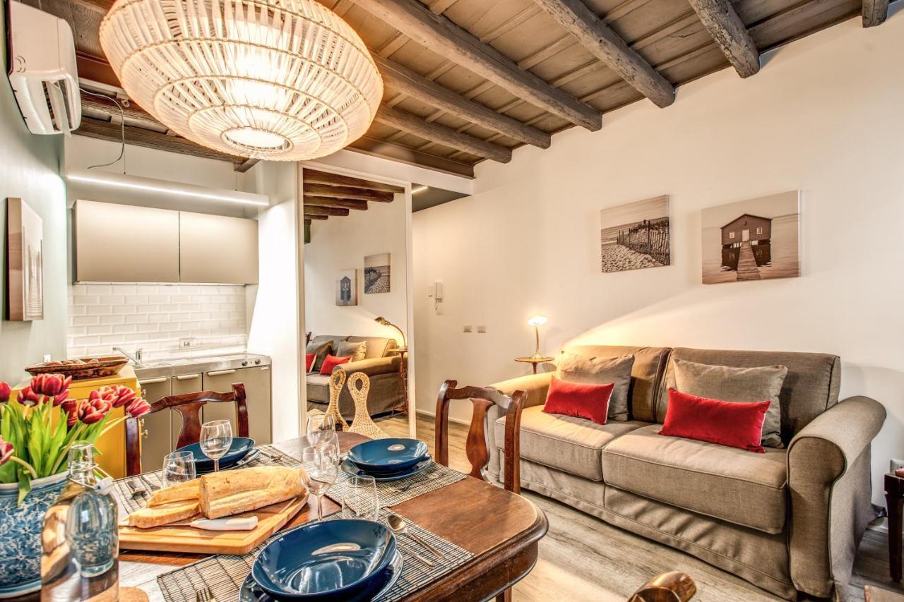 Casacappellari Rome
