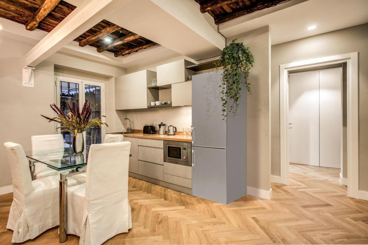 Apartment Trevi Fountain Superior 3 Bdr *