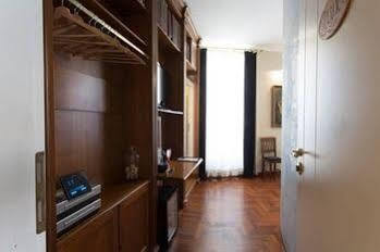Golden Piazza Di Spagna Guest house 3*